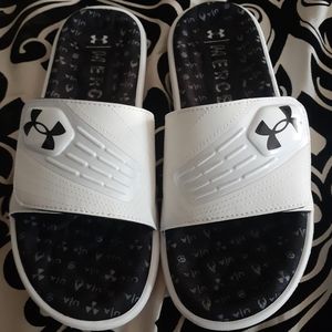 Under Armour velcro slides